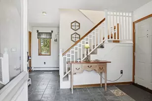 25 Thomas Pl, Leominster, MA 01453 - Photo 15