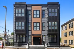 4471 Washtington St, Boston, MA 02131 - Photo 29