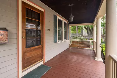 24 Mt Vernon St, Reading, MA 01867 - Photo 3