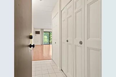 235 Winthrop St #2205, Medford, MA 02155 - Photo 3