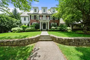 25 Kenilworth Rd, Wellesley, MA 02482 - Photo 3