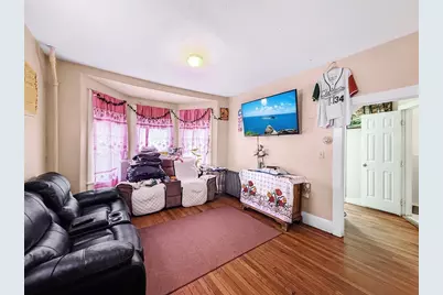 17-19 Acorn St, Lynn, MA 01902 - Photo 7