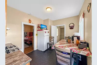 17-19 Acorn St, Lynn, MA 01902 - Photo 11
