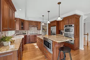 9 Swan Ln, Andover, MA 01810 - Photo 11
