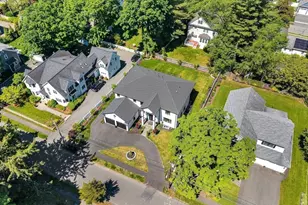 57 Mayflower Rd, Needham, MA 02492 - Photo 3