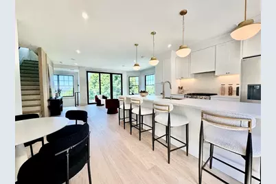 142 Metropolitan #PH, Boston, MA 02131 - Photo 3