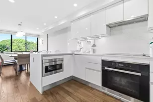 250 Hammond Pond Parkway, Newton, MA 02467 - Photo 5