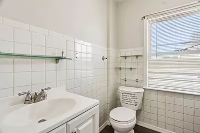 318 High St, Lowell, MA 01852 - Photo 7