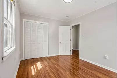 318 High St, Lowell, MA 01852 - Photo 5