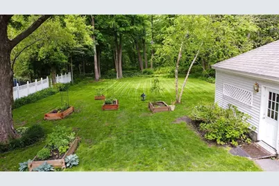 438 Merrimac St, Newburyport, MA 01950 - Photo 5