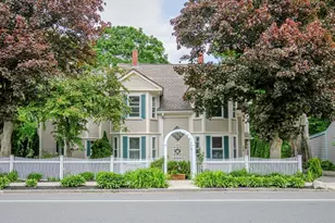 438 Merrimac St, Newburyport, MA 01950 - Photo 1