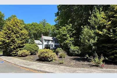 11 Quail Run, Bellingham, MA 02019 - Photo 3