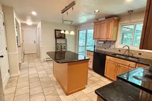 11 Quail Run, Bellingham, MA 02019 - Photo 7