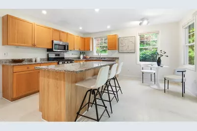 34 Pine Street #34, Newton, MA 02456 - Photo 9