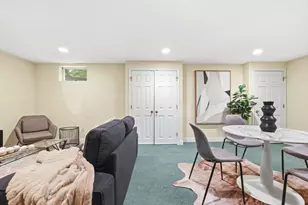 34 Pine St, Newton, MA 02456 - Photo 29