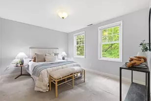 34 Pine St, Newton, MA 02456 - Photo 23