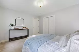 34 Pine St, Newton, MA 02456 - Photo 25