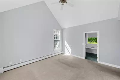 56 Malden St, West Boylston, MA 01583 - Photo 15