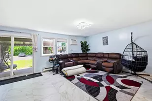 80 Damon Rd, Northampton, MA 01060 - Photo 5