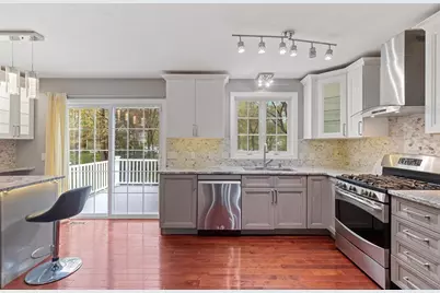 85 Pine St, Franklin, MA 02038 - Photo 5