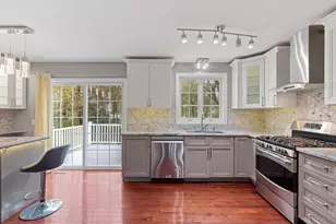 85 Pine St, Franklin, MA 02038 - Photo 5