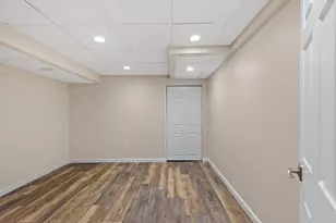 85 Pine St, Franklin, MA 02038 - Photo 23