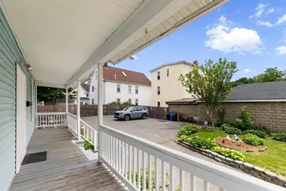 33 Warren St, Peabody, MA 01960 - Photo 3