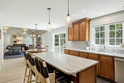 12 Crystal Ln, Hadley, MA 01035 - Photo 7