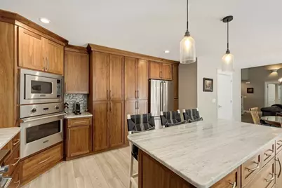 12 Crystal Ln, Hadley, MA 01035 - Photo 5