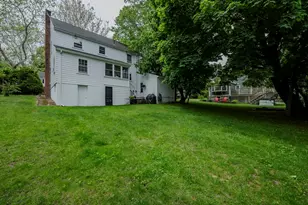 8 Carlson Cir, Boston, MA 02132 - Photo 17