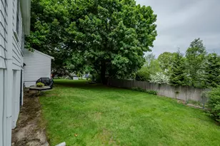 8 Carlson Cir, Boston, MA 02132 - Photo 17