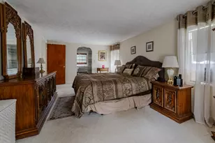 8 Carlson Cir, Boston, MA 02132 - Photo 15