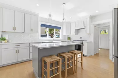 10 Bonad Road, Winchester, MA 01890 - Photo 9