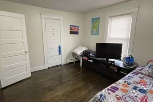 9 Thayer St, Worcester, MA 01603 - Photo 13