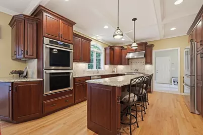 8 Douglas Dr, Mansfield, MA 02048 - Photo 15