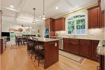 8 Douglas Dr, Mansfield, MA 02048 - Photo 19