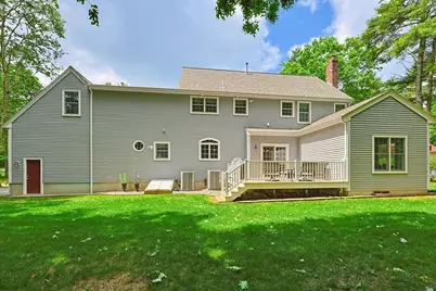 8 Douglas Dr, Mansfield, MA 02048 - Photo 3