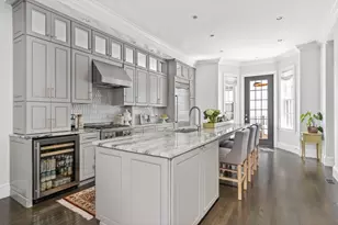 795 E 4th St, Boston, MA 02127 - Photo 5