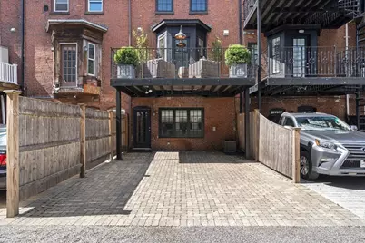795 E 4th St, Boston, MA 02127 - Photo 37