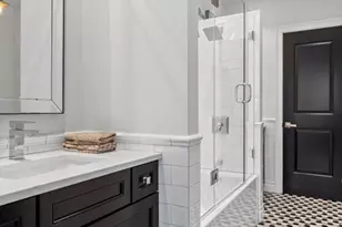 795 E 4th St, Boston, MA 02127 - Photo 23