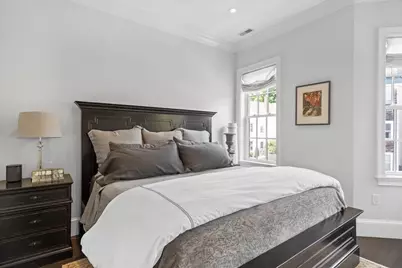 795 E 4th St, Boston, MA 02127 - Photo 13