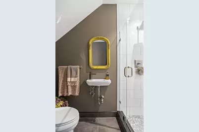 795 E 4th St, Boston, MA 02127 - Photo 33