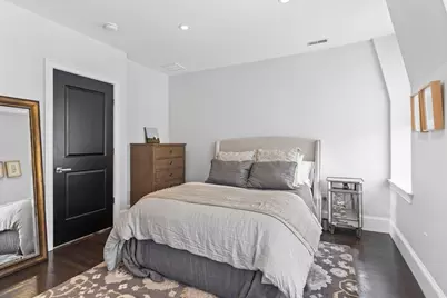 795 E 4th St, Boston, MA 02127 - Photo 21