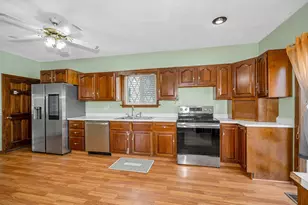 35 C St, Lowell, MA 01851 - Photo 13