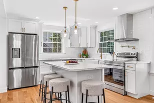 87 School St, Hanover, MA 02339 - Photo 3