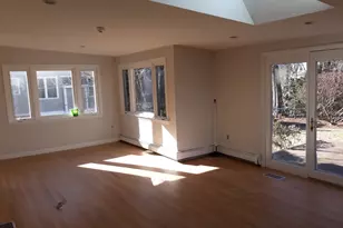 133 Winslow Rd, Newton, MA 02468 - Photo 3
