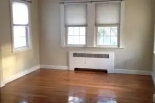 55 Pond St, Newton, MA 02458 - Photo 5