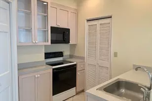 119 Newbury St, Boston, MA 02116 - Photo 9