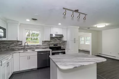 22 Wethersfield Rd, Natick, MA 01760 - Photo 3