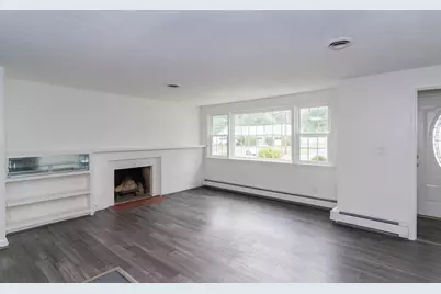 22 Wethersfield Rd, Natick, MA 01760 - Photo 7